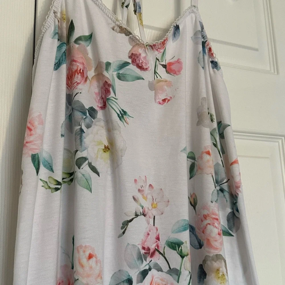 Flora Nikrooz Floral Chemise in White and Pink - Size S - EUC - Bridal